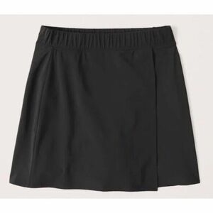 Abercrombie & Fitch Traveler Wrap Around Black Skort